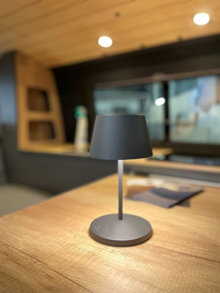 LED-Lampe grau Camping